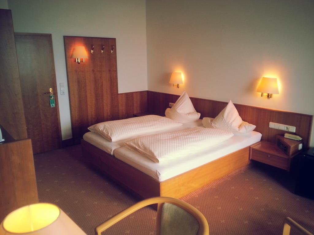 Hotel Seewirt Nonnenhorn Rum bild