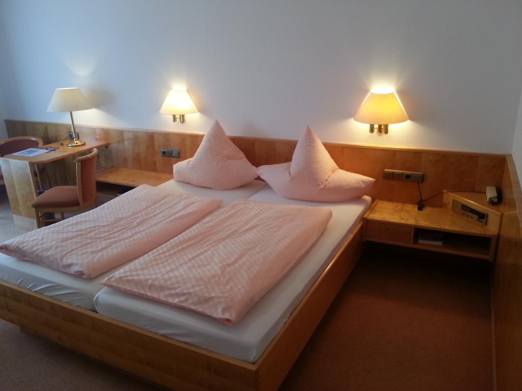 Hotel Seewirt Nonnenhorn Rum bild