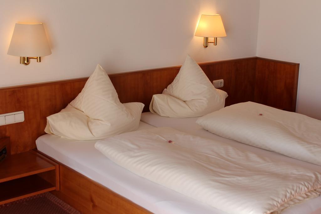 Hotel Seewirt Nonnenhorn Exteriör bild