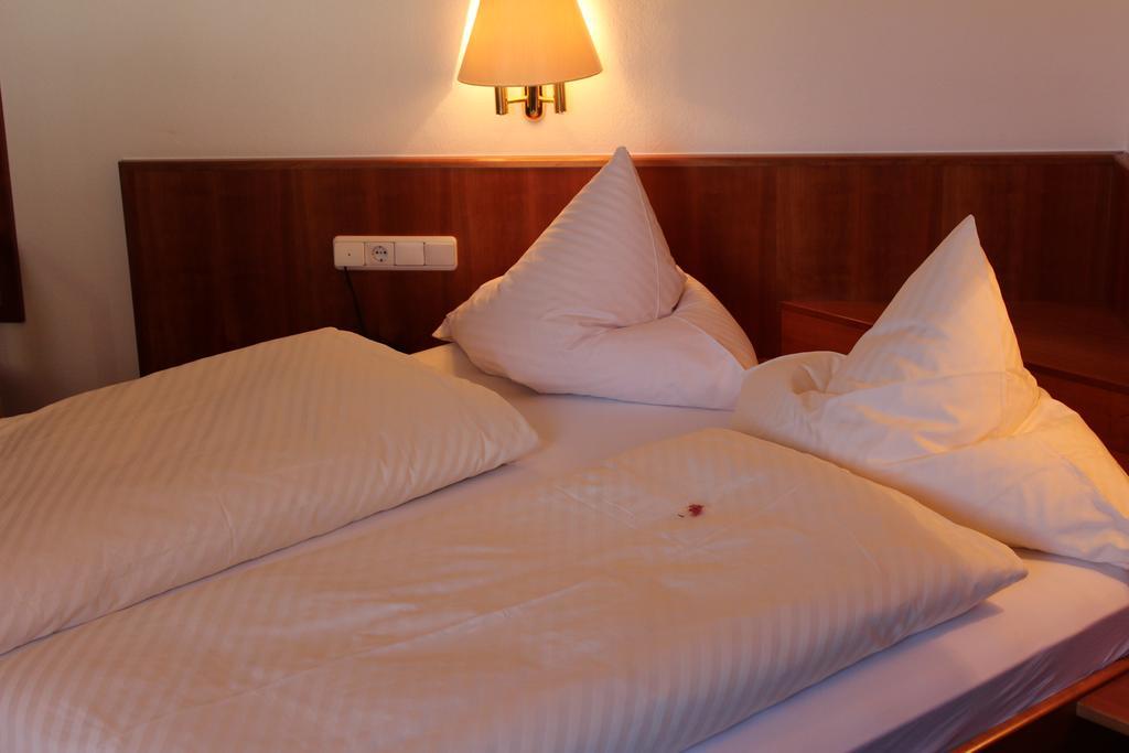 Hotel Seewirt Nonnenhorn Exteriör bild