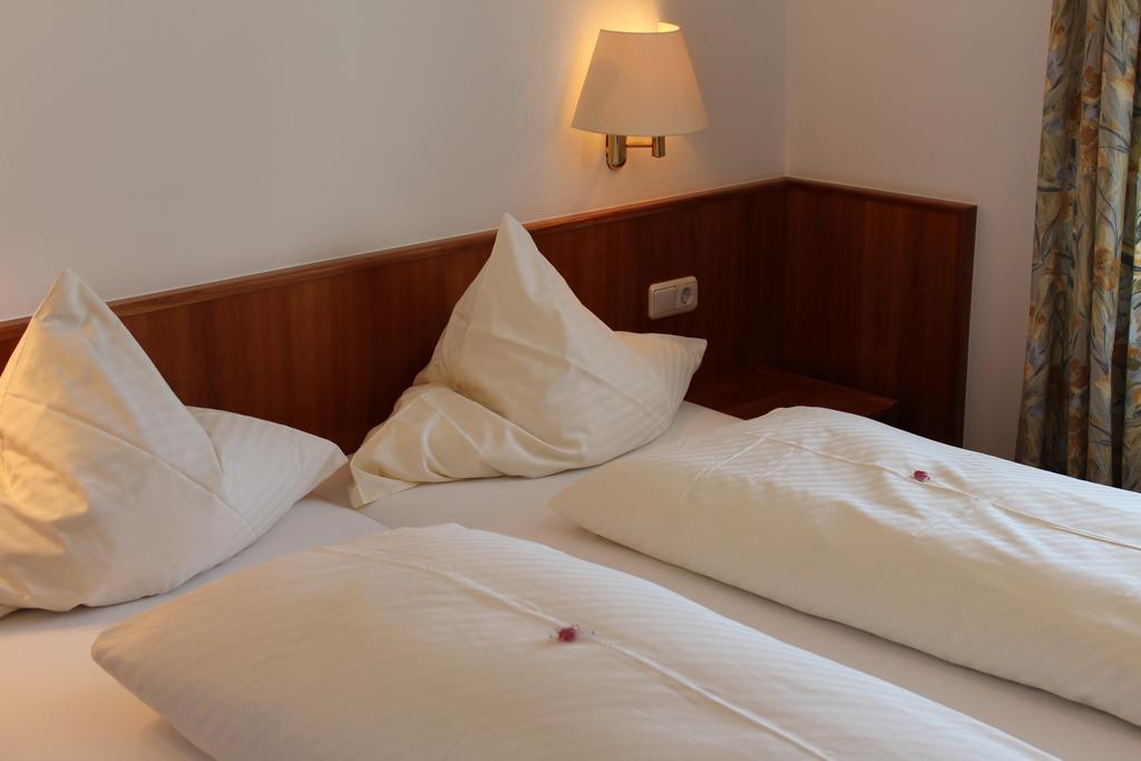 Hotel Seewirt Nonnenhorn Exteriör bild